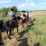 Emeraude Dans וילה *
