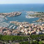 Emeraude Dans Agde